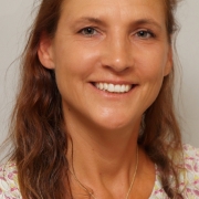 Portraitfoto MMag.a Sandra Örley