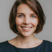 Portraitfoto MMag.a Tanja Schafferer