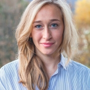 Portraitfoto Mag.a Regina Anker