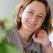Dipl.-Ing.in Birgit Tscherteu Portraitfoto Dipl.-Ing.in Birgit Tscherteu
