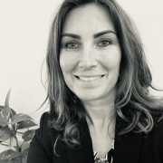 Portraitfoto Mag.a Bettina Neuwirth-Kulterer
