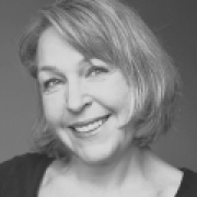 Portraitfoto Mag.a Julia Meier