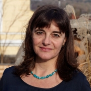 Portraitfoto Klaudia Petrasch-Neugebauer