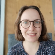 Portraitfoto Daniela Pröll, MA (FH)