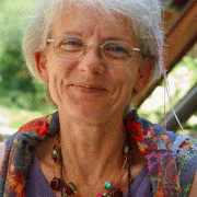 Portraitfoto Dr.in Christine Geißler