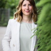 Portraitfoto Tugba Dönmez, MSc, MA, BSc, BA