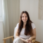 Portraitfoto Miriam Dima, BA, Bsc