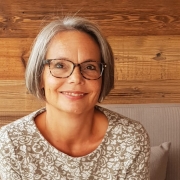 Portraitfoto DSAin Verena Enzinger