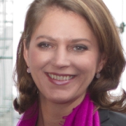 Portraitfoto Mag.a Alexandra Neumann-Klapper