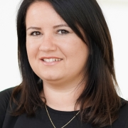 Portraitfoto Mag.a Natasa Markovska