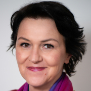 Portraitfoto Mag.a Monika Stockinger