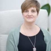 Dipl.-Ing.in (FH) Ina Baltes Portraitfoto Dipl.-Ing.in (FH) Ina Baltes