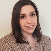 Portraitfoto Mag.a Katharina Elias