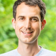 Portraitfoto MMag. Dr. Philipp Klutz