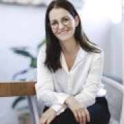 Portraitfoto Daniela Tschallener, MSc.