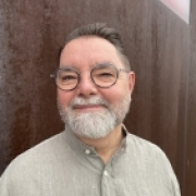 Portraitfoto Dipl.-HTL-Ing. Christian Vasak, MBA MSc