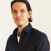 Portraitfoto Dipl.-Päd. Sebastian Rafael Valbuena-Lenger