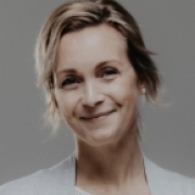 Angelika Gruber, MA Portraitfoto Angelika Gruber, MA