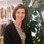 Portraitfoto Mag.a Michaela Gratzer