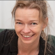 Portraitfoto Mag.a (FH) Gundis Herberth