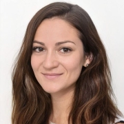 Portraitfoto Mag.a Franziska Leuschner