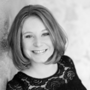 Portraitfoto Stephanie Löcker, Bakk. phil.