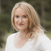 Portraitfoto Mag.a Katrin Warter, MAS