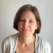 Portraitfoto Mag.a Andrea Menghini