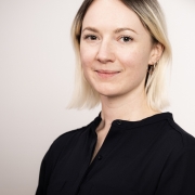 Portraitfoto Mag.a Isabella Lackner