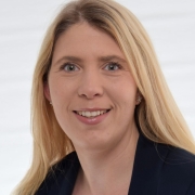 Portraitfoto Jacqueline Größbauer, BA
