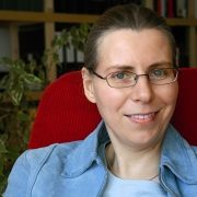 Mag.a Daniela Halpern Portraitfoto Mag.a Daniela Halpern