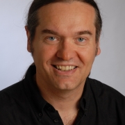 Portraitfoto DSA Mag. Dr. Lukas Hartnig, MSc, MAS, ECP