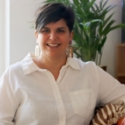Portraitfoto Katharina Hasslinger, BA