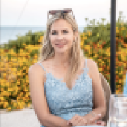 Portraitfoto Dr.in Desiree Schrom, MSc, BEd