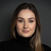 Naomi Hritcu, BA. pth. Portraitfoto Naomi Hritcu, BA. pth.