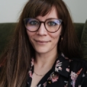 Portraitfoto Barbara Tadking, BA