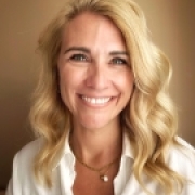 Portraitfoto Katharina Sommer, BA