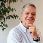 Portraitfoto Mag. Erik Matula, MSc