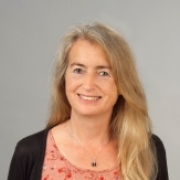 Portraitfoto Mag.a Dr.in Penelopi Hahne, BA