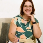 Portraitfoto Edina Krenn, MSc BA BSc