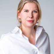 Portraitfoto Barbara Pöchhacker, MA