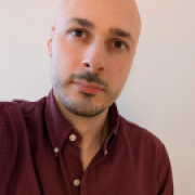 Portraitfoto Dominik Yanik