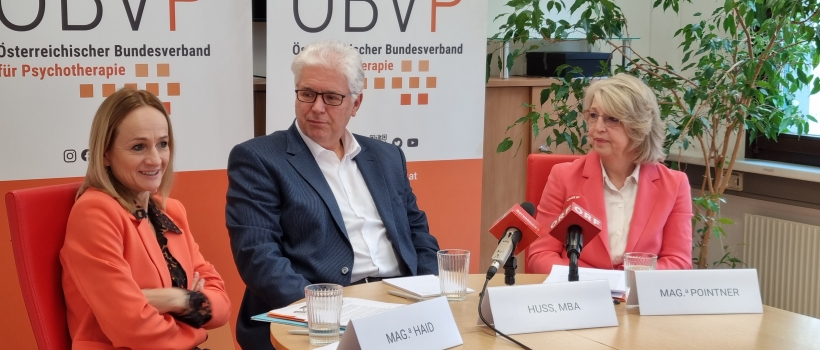 Pressekonferenz mit ÖBVP-Präsidentin Barbara Haid, ÖGK-Obmann Andreas Huss, AMFO-Vorsitzende Susanne Pointner © OEBVP